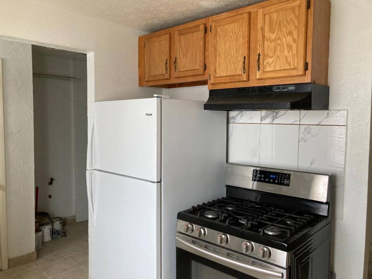 House for rent at 4871 Banbury Rd, Cleveland, OH 44128