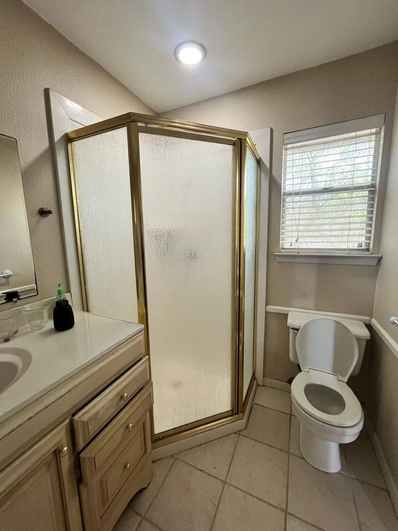 House for rent at 5117 Royalton Dr, Corpus Christi, TX 78413