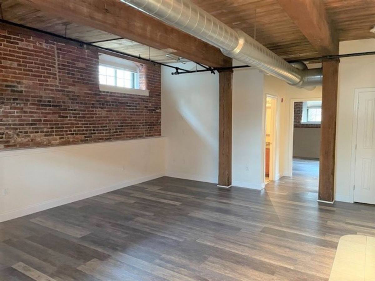 Apartment for rent at 11 Villa St, Haverhill, MA 01832