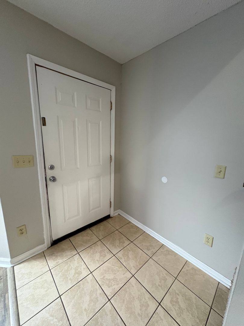 Townhouse for rent at 224 Edith, Daleville, AL 36322