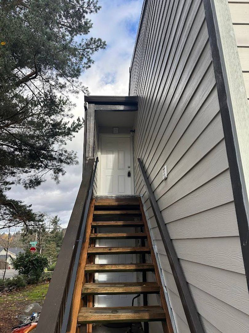 Apartment for rent at 11102-11130 SW 62nd Ave, Portland, OR 97219