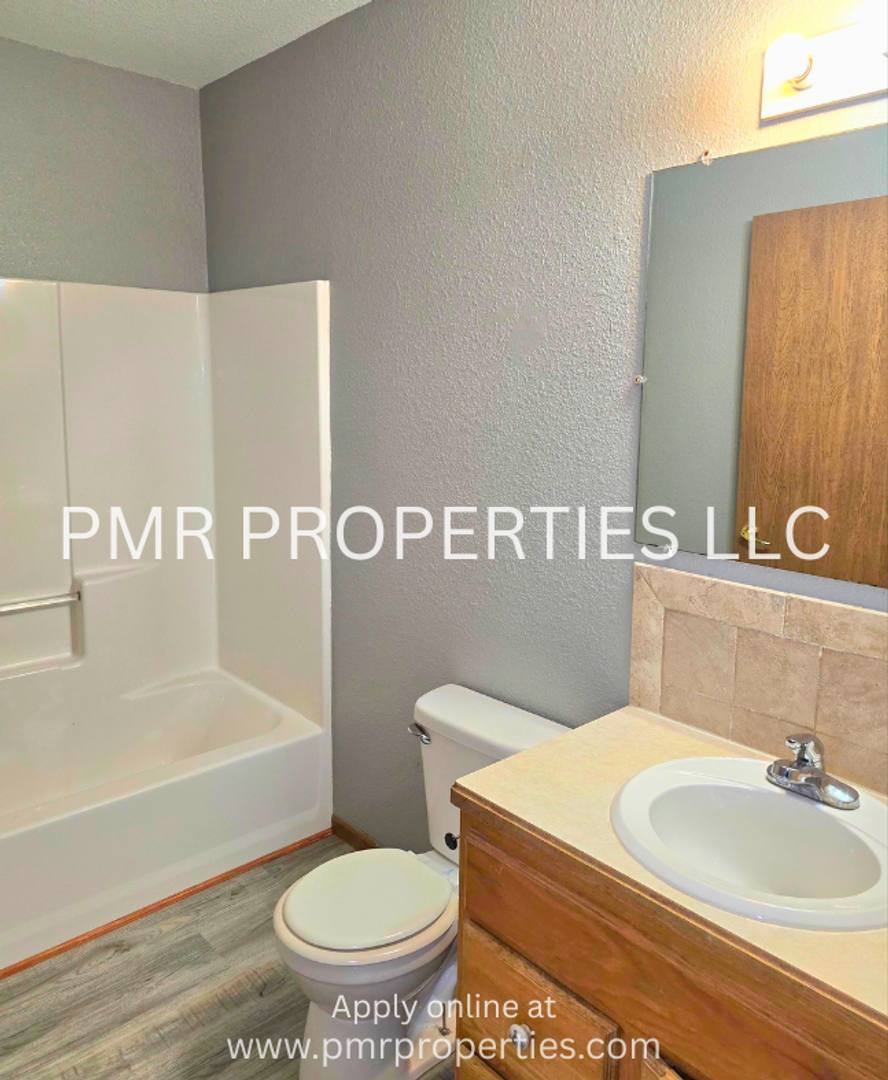 Apartment for rent at 1604 Jules St, Saint Joseph, MO 64501