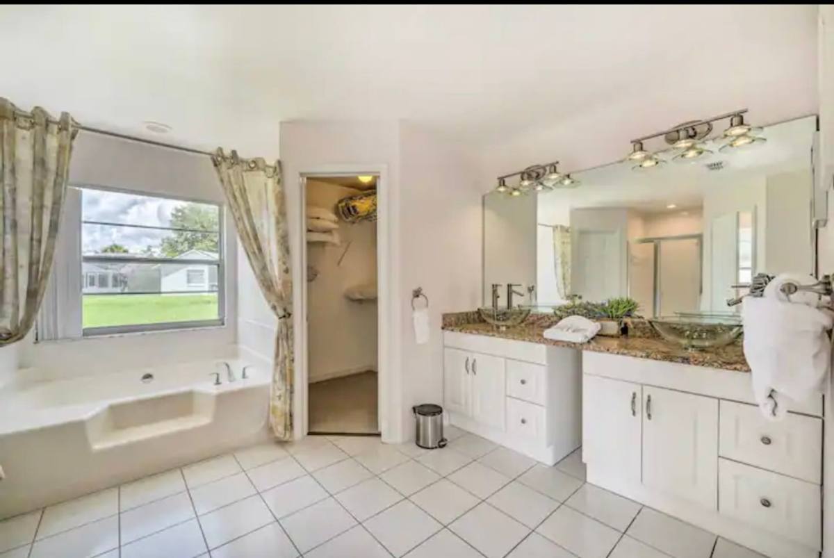 House for rent at 1002 Russel Ridge Court, Kissimmee, FL 34747