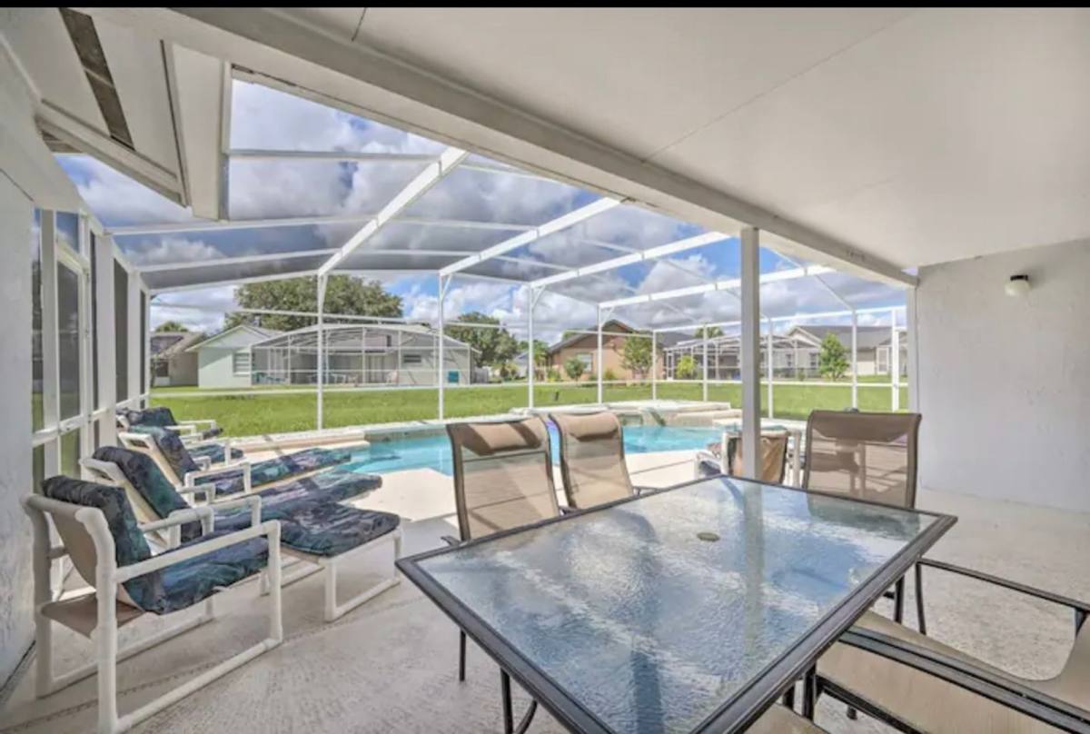 House for rent at 1002 Russel Ridge Court, Kissimmee, FL 34747