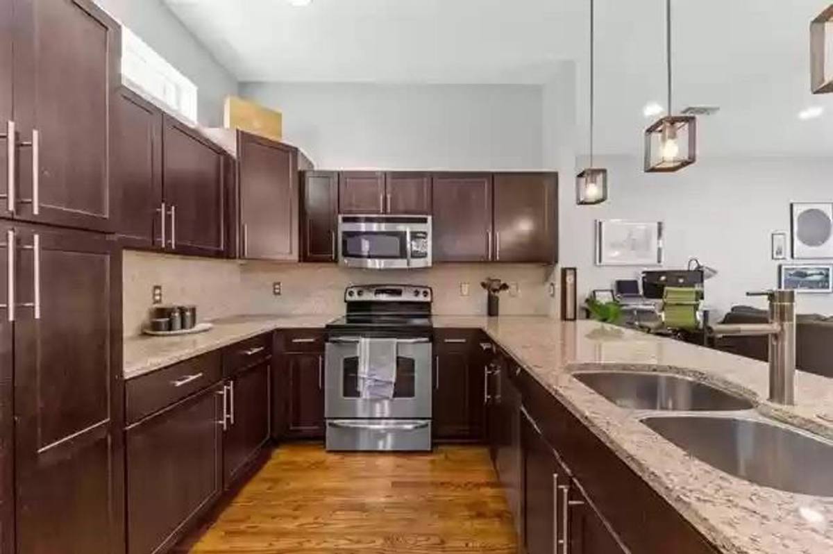 Condo for rent at 5711 Ross Ave, Dallas, TX 75206