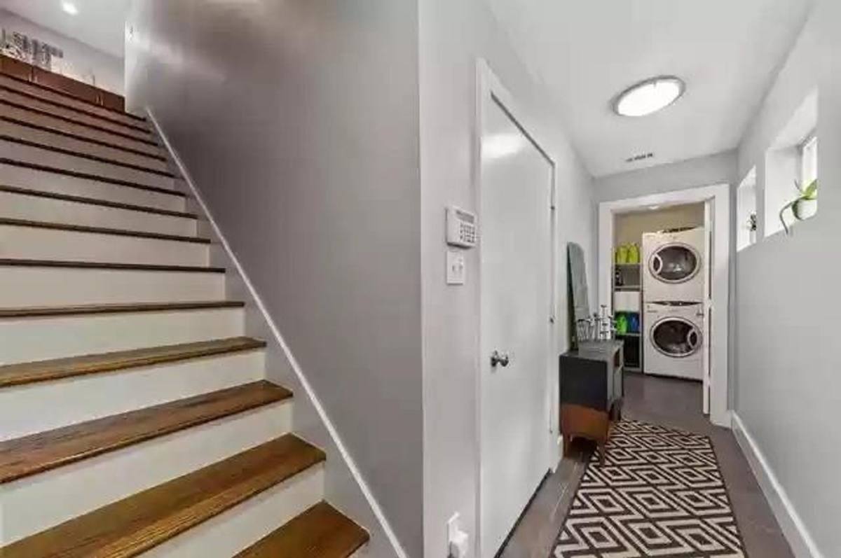 Condo for rent at 5711 Ross Ave, Dallas, TX 75206