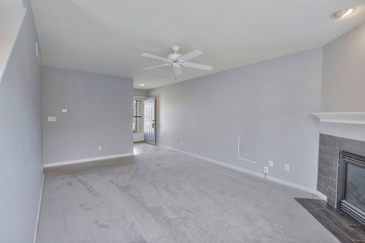 House for rent at 3907 Balmoral Dr, Champaign, IL 61822