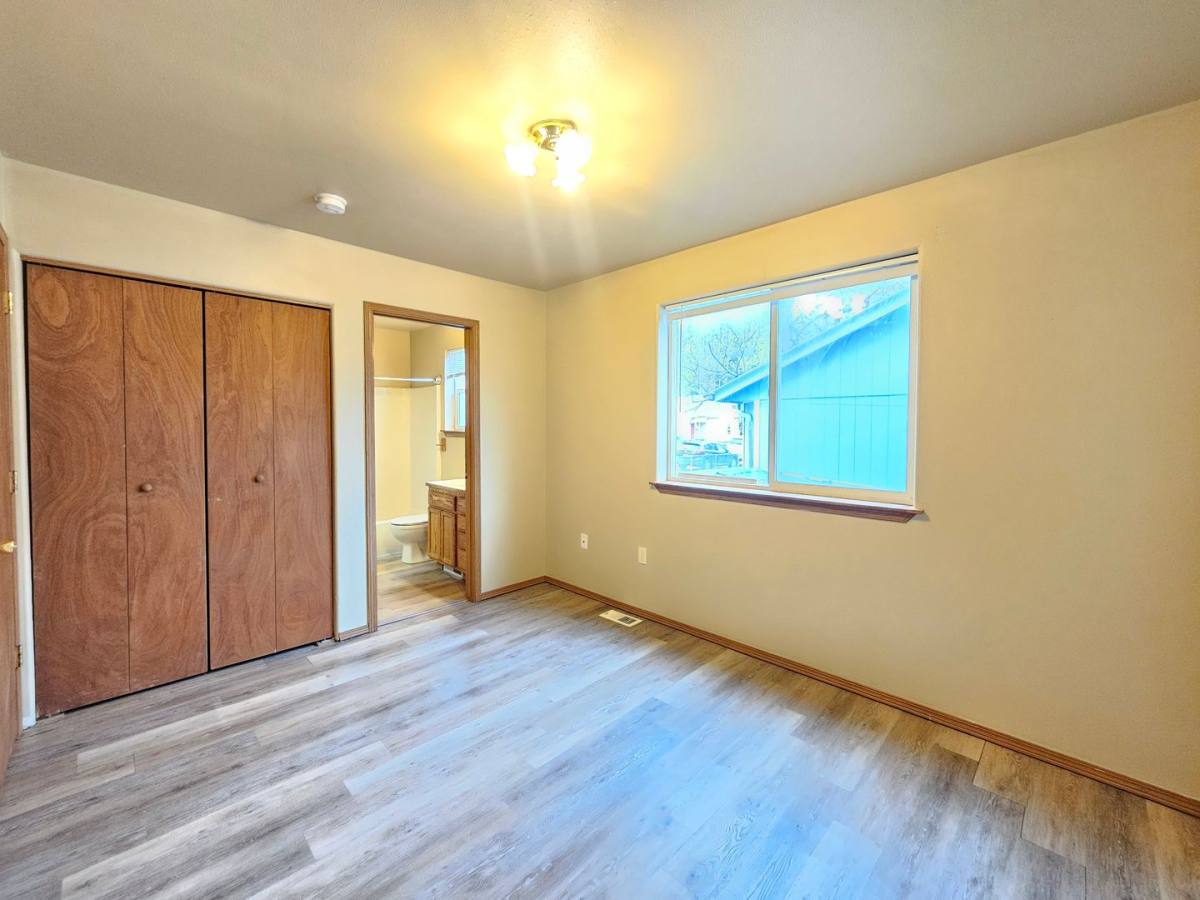 Apartment for rent at 407 E 8th Ave, Spokane, WA 99202