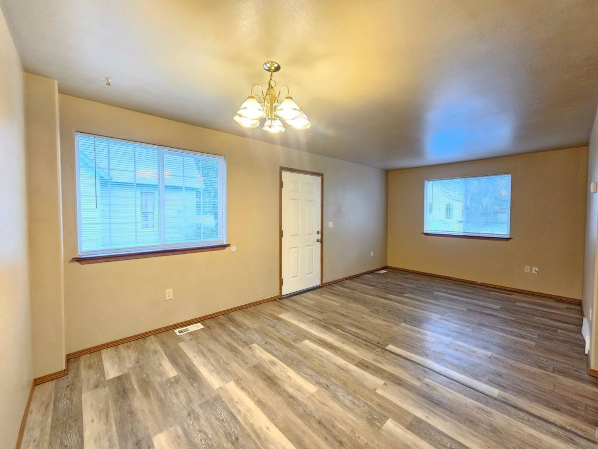Apartment for rent at 407 E 8th Ave, Spokane, WA 99202
