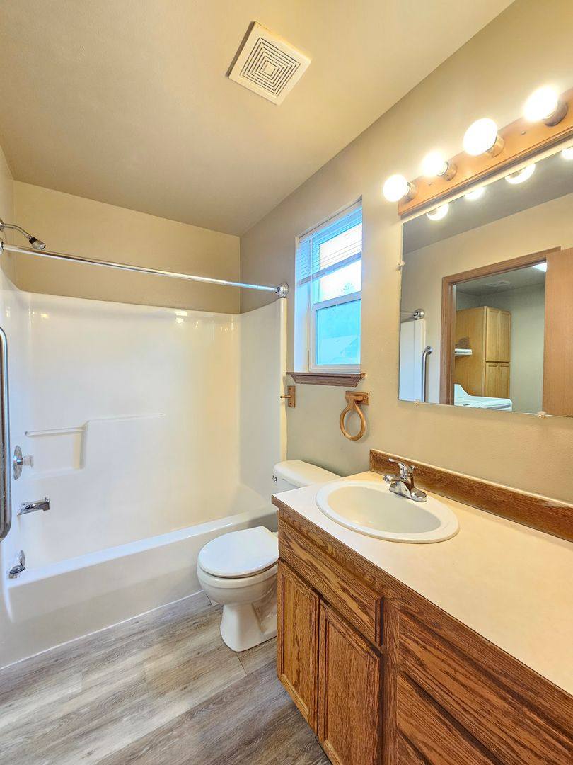 Apartment for rent at 407 E 8th Ave, Spokane, WA 99202