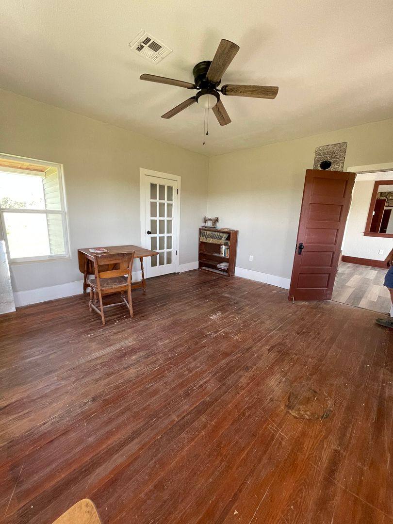 House for rent at 9696 State Highway Cc, Exeter, MO 65647