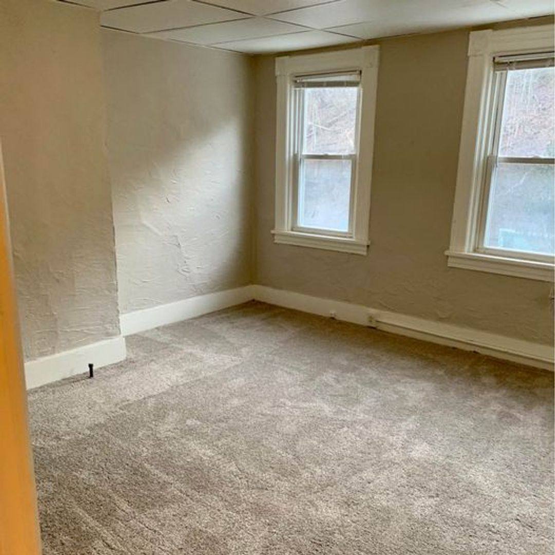 Apartment for rent at 2600-2602 Spring Garden, Pittsburgh, PA 15212