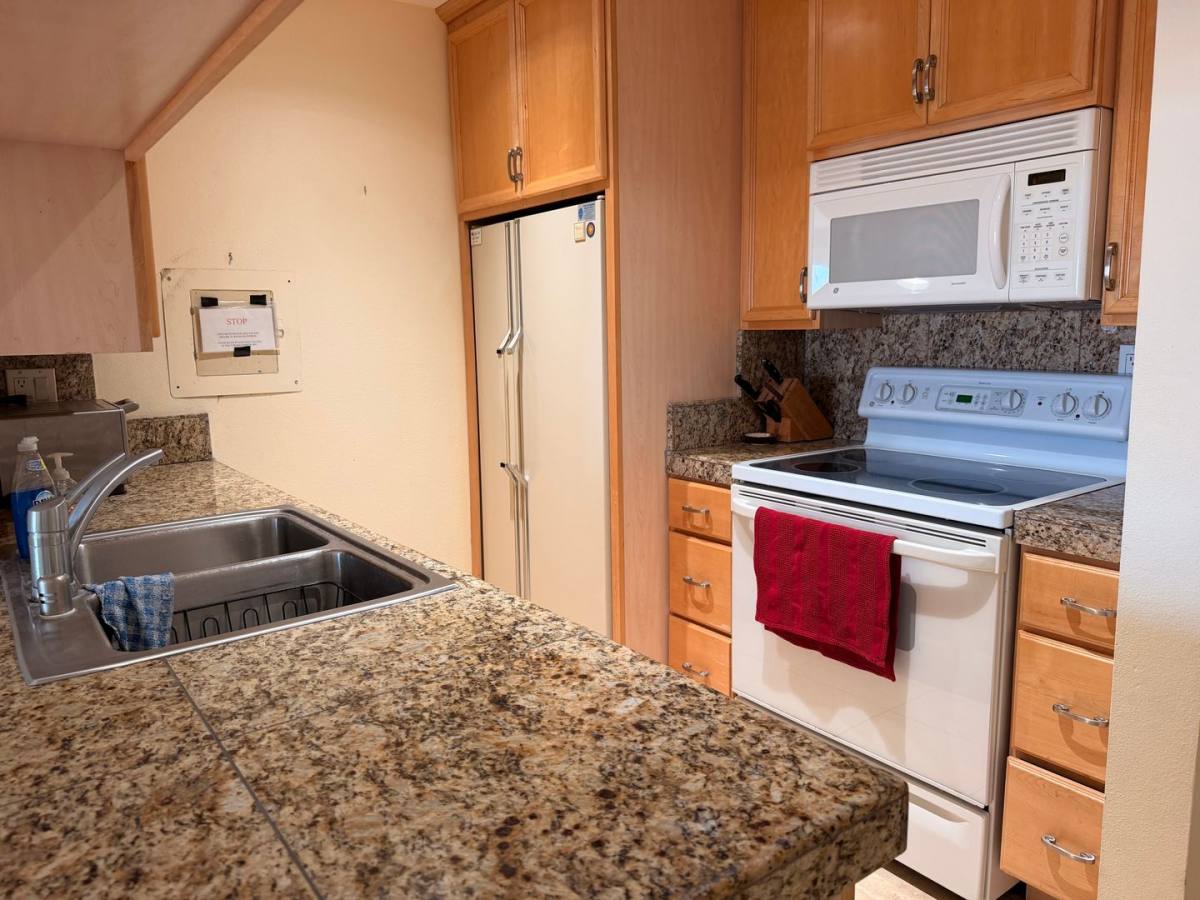 Condo for rent at 223 E Surfside Dr, Port Hueneme, CA 93041