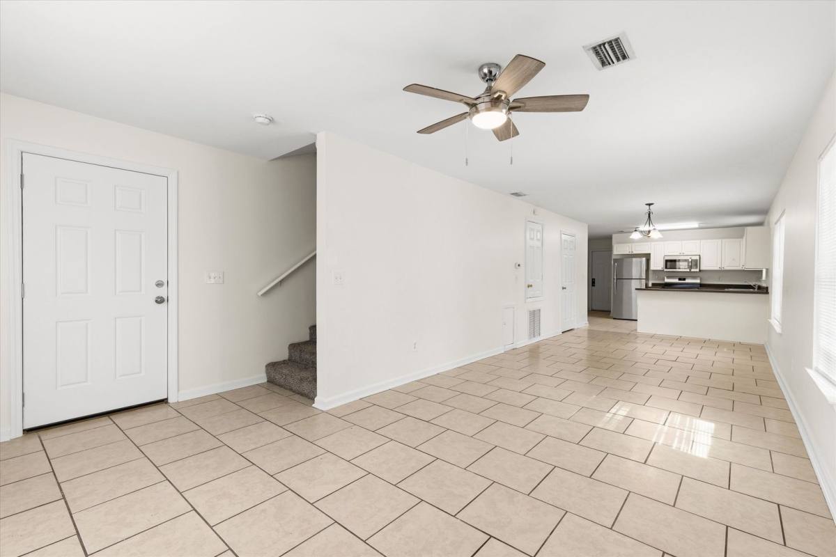 Apartment for rent at 735 Putnam Dr, Tallahassee, FL 32301