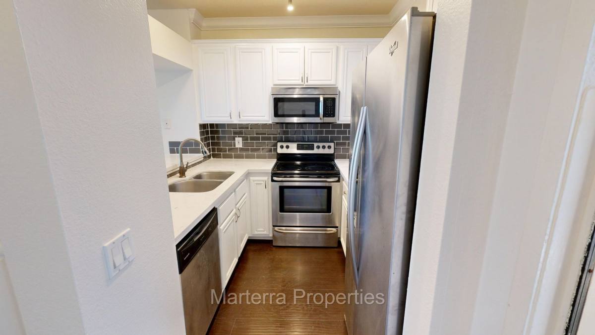 Apartment for rent at 20331 Bluffside Circle, Huntington Beach, CA 92646