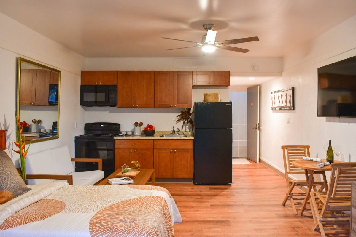 Apartment for rent at 400 Hualani St, Hilo, HI 96720