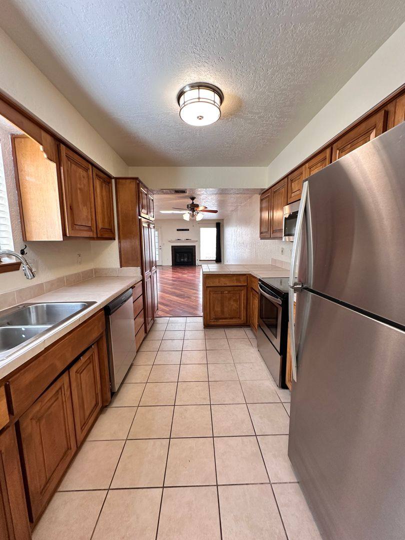 Townhouse for rent at 13123 Alice NE, Albuquerque, NM 87112