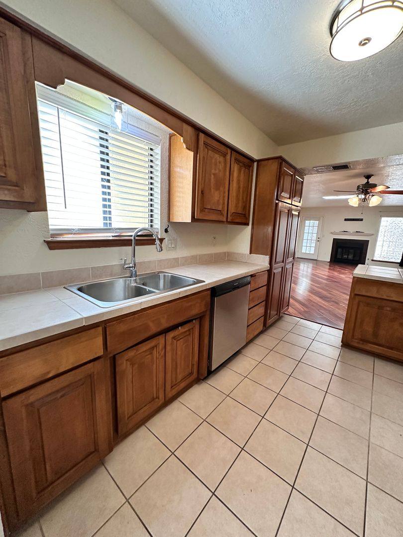 Townhouse for rent at 13123 Alice NE, Albuquerque, NM 87112