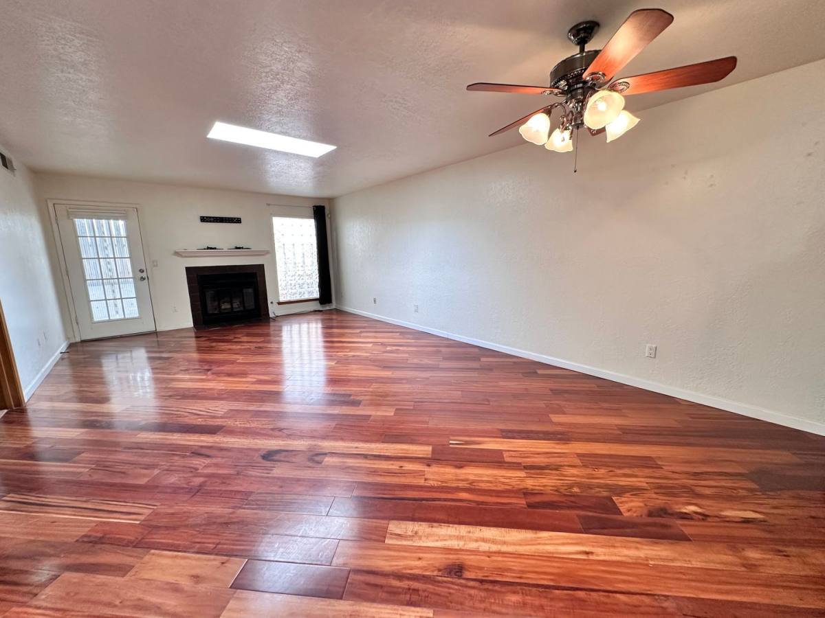 Townhouse for rent at 13123 Alice NE, Albuquerque, NM 87112