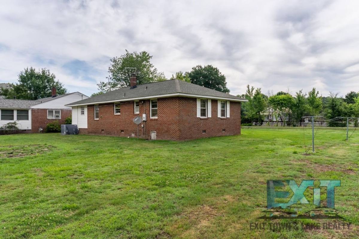 House for rent at 309 1st St, Jarratt, VA 23867