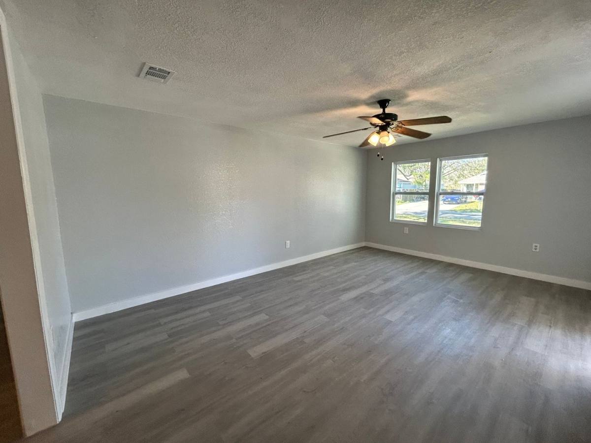 Apartment for rent at 2004 47th Ave, Gulfport, MS 39501
