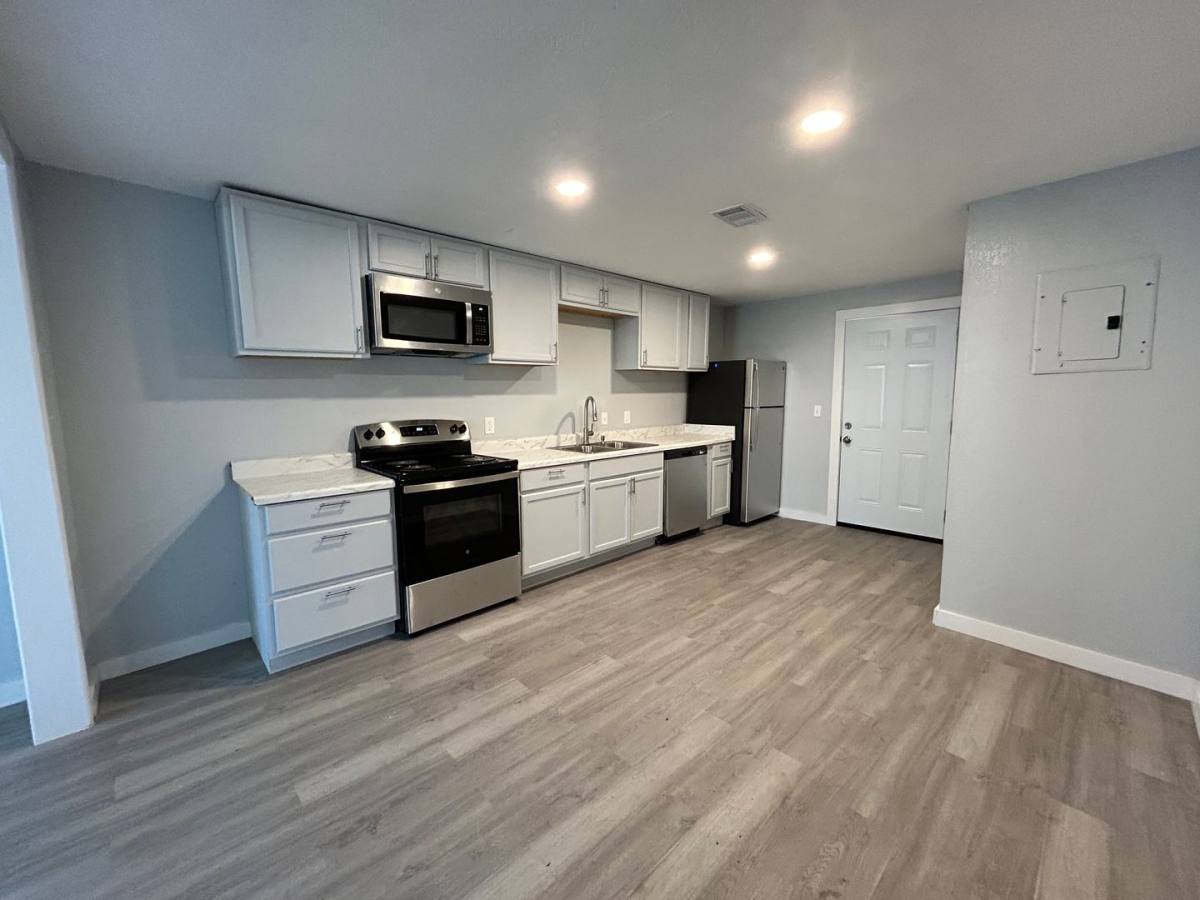 Apartment for rent at 2004 47th Ave, Gulfport, MS 39501