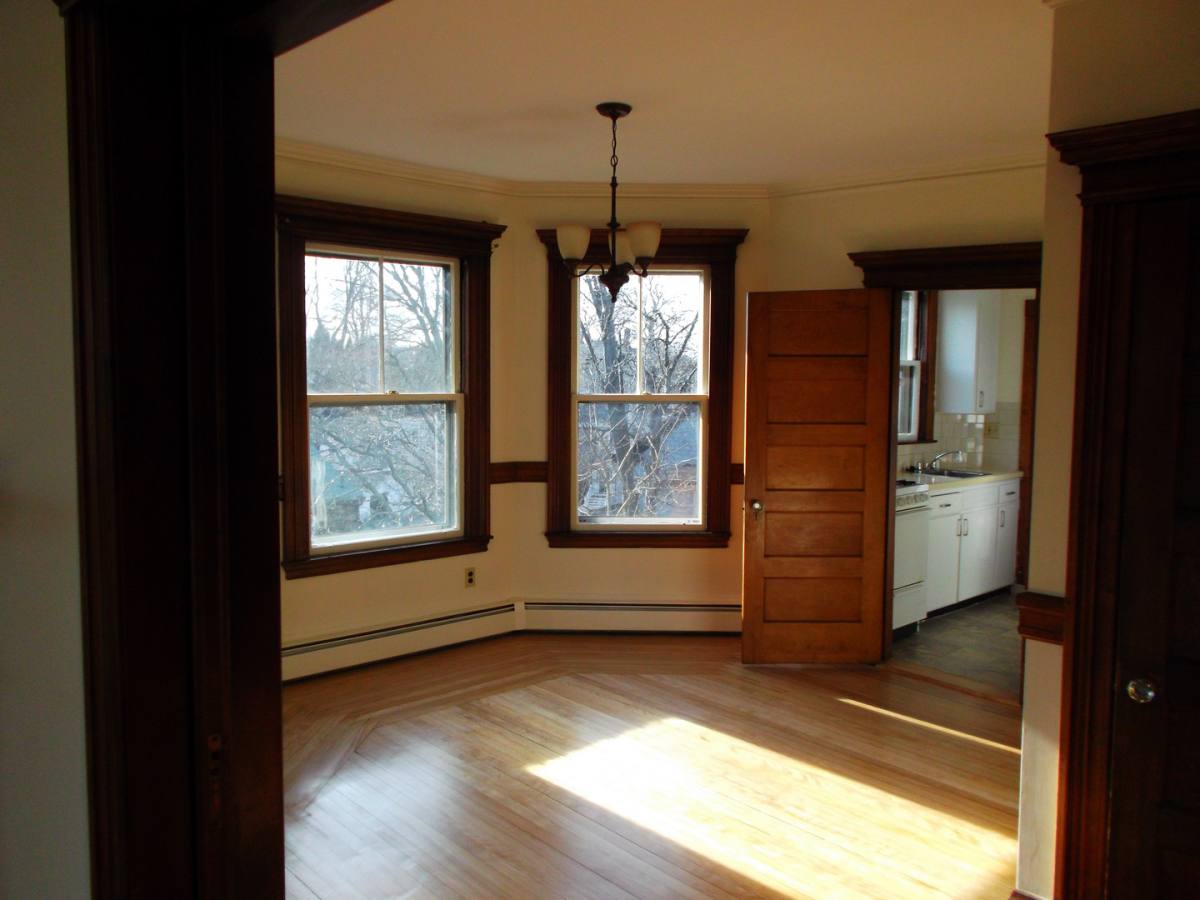 Apartment for rent at 29 Pleasant St, Marblehead, MA 01945