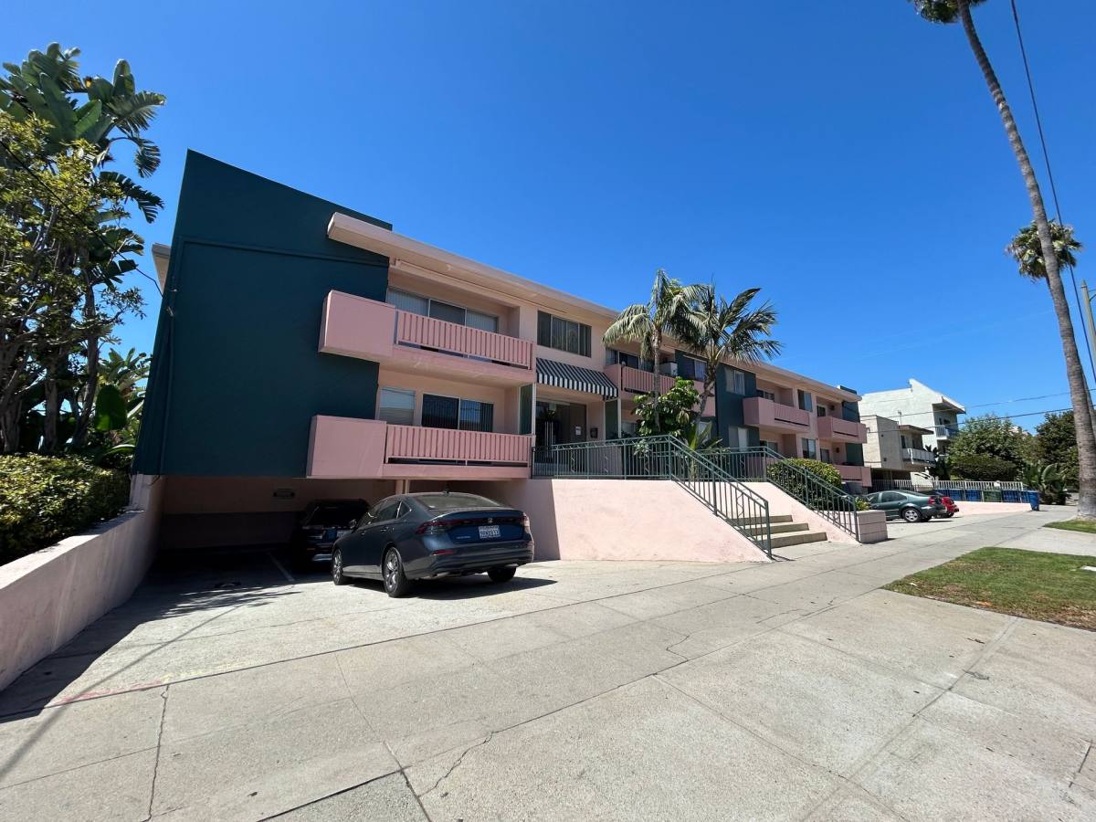Apartment for rent at 3675 Clarington Ave, Los Angeles, CA 90034