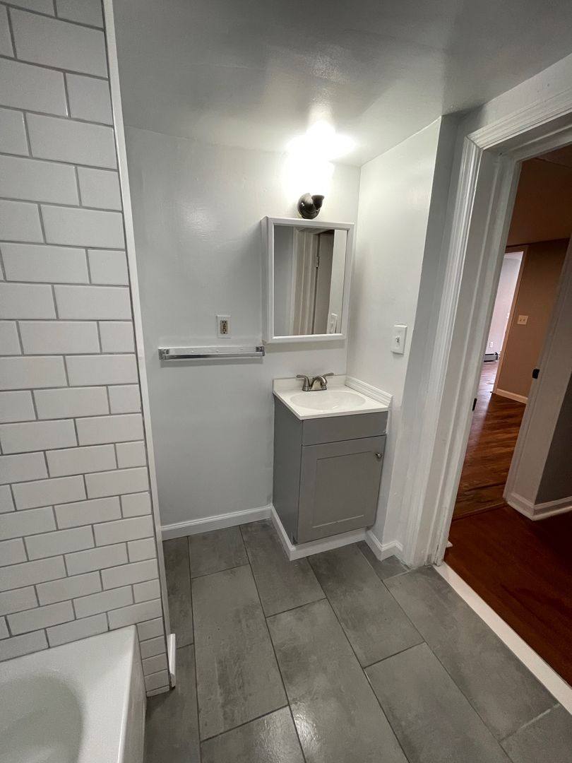 Apartment for rent at 170 Grand St, Newburgh, NY 12550