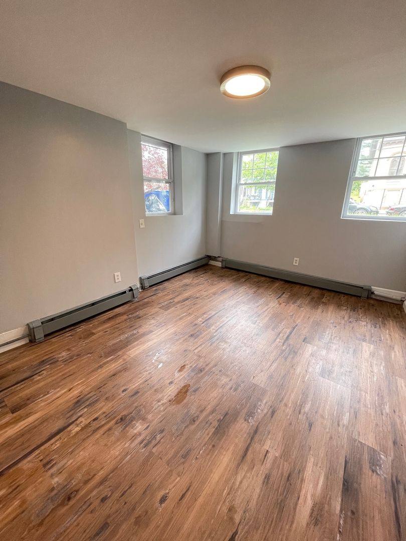 Apartment for rent at 170 Grand St, Newburgh, NY 12550