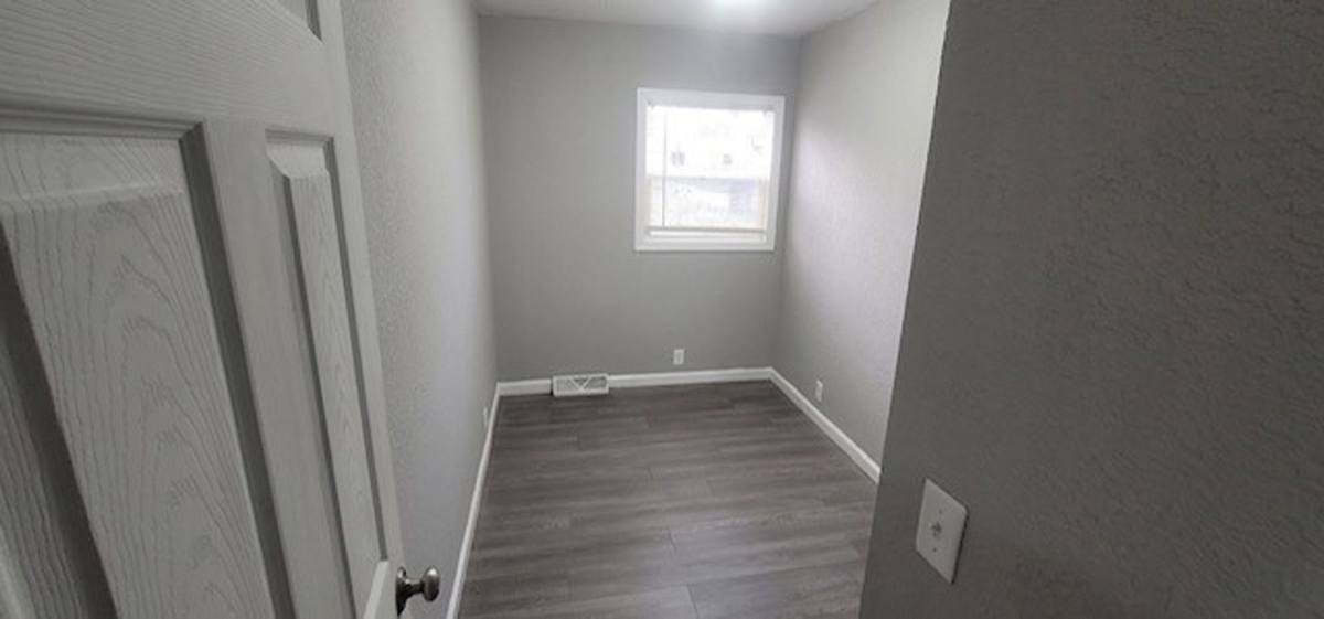 Apartment for rent at 719 E Sangamon Ave, Rantoul, IL 61866