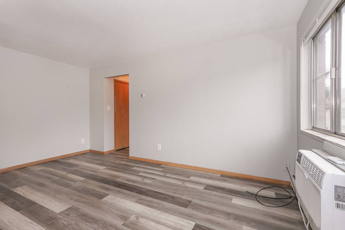 Apartment for rent at 4224 W 20 St, Cleveland, OH 44109