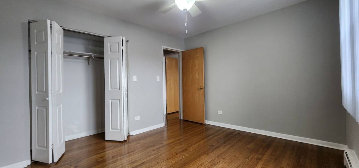 Apartment for rent at 2349-59 W Jarvis 7335-37 N Western, Chicago, IL 60645