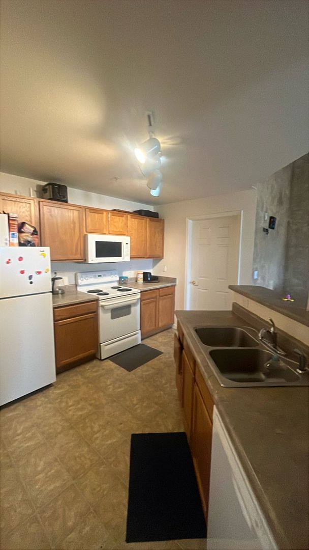 Apartment for rent at 5723 N Gibralter Way, Aurora, CO 80019