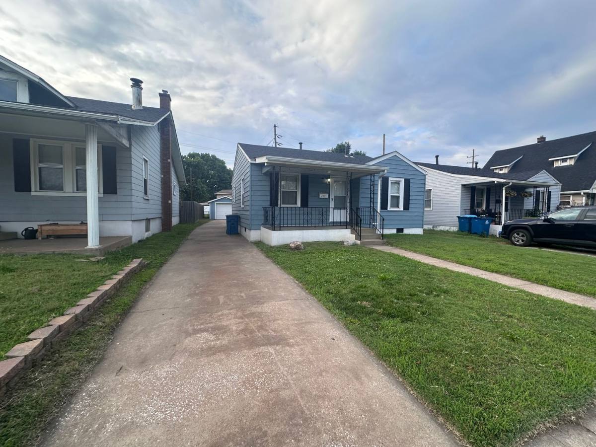 House for rent at 2415 Jerden, Granite City, IL 62040