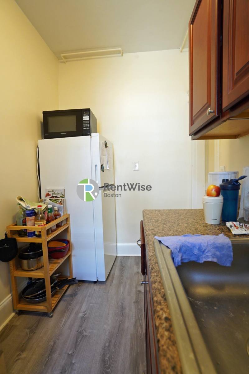 Apartment for rent at 1844 Commonwealth Ave #6, Brighton, MA 02135