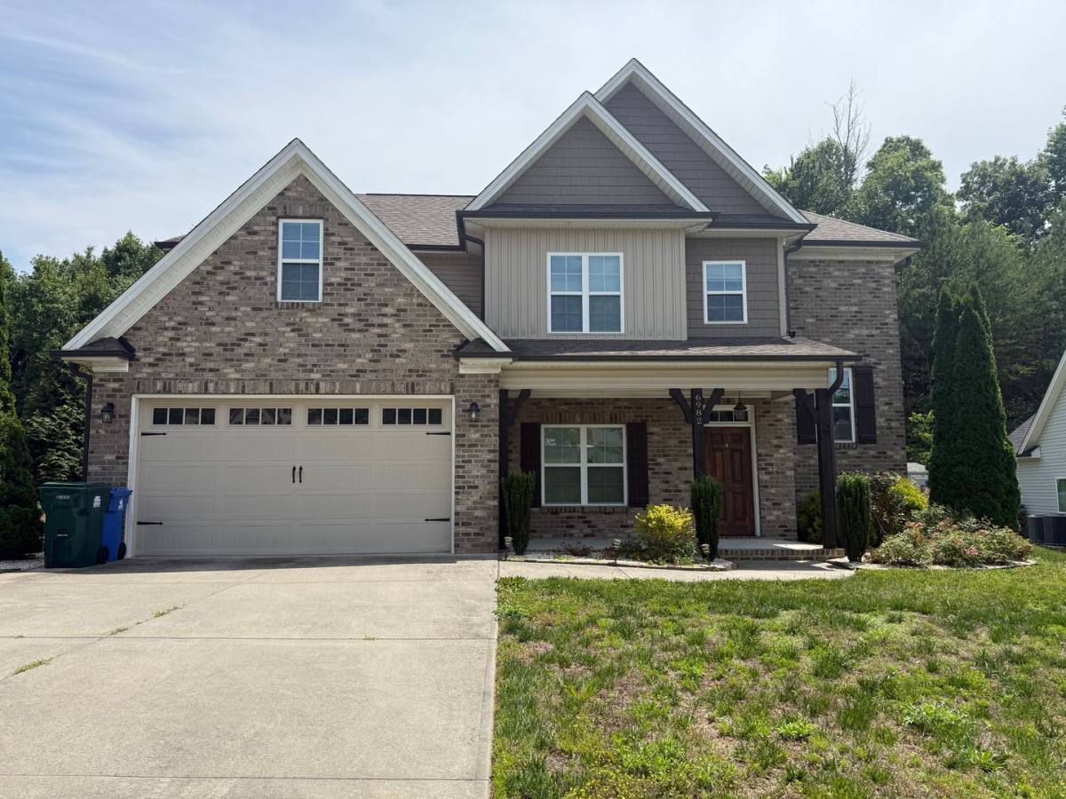 House for rent at 6982 Orchard Path Dr, Clemmons, NC 27012