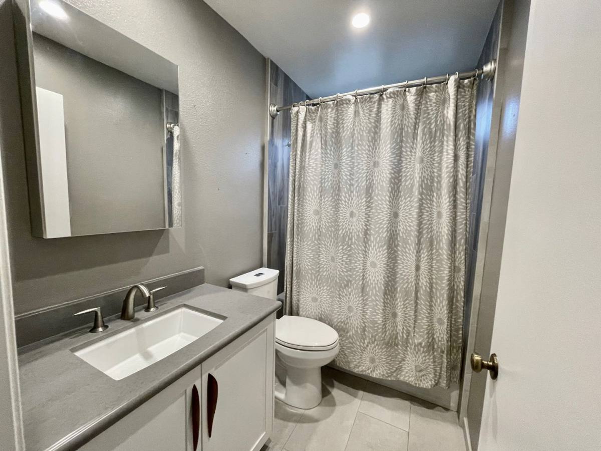 House for rent at 10650 Granby Way, San Diego, CA 92126
