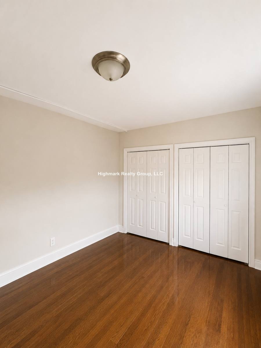 Apartment for rent at 918 Green Bay Rd #G3, Winnetka, IL 60093