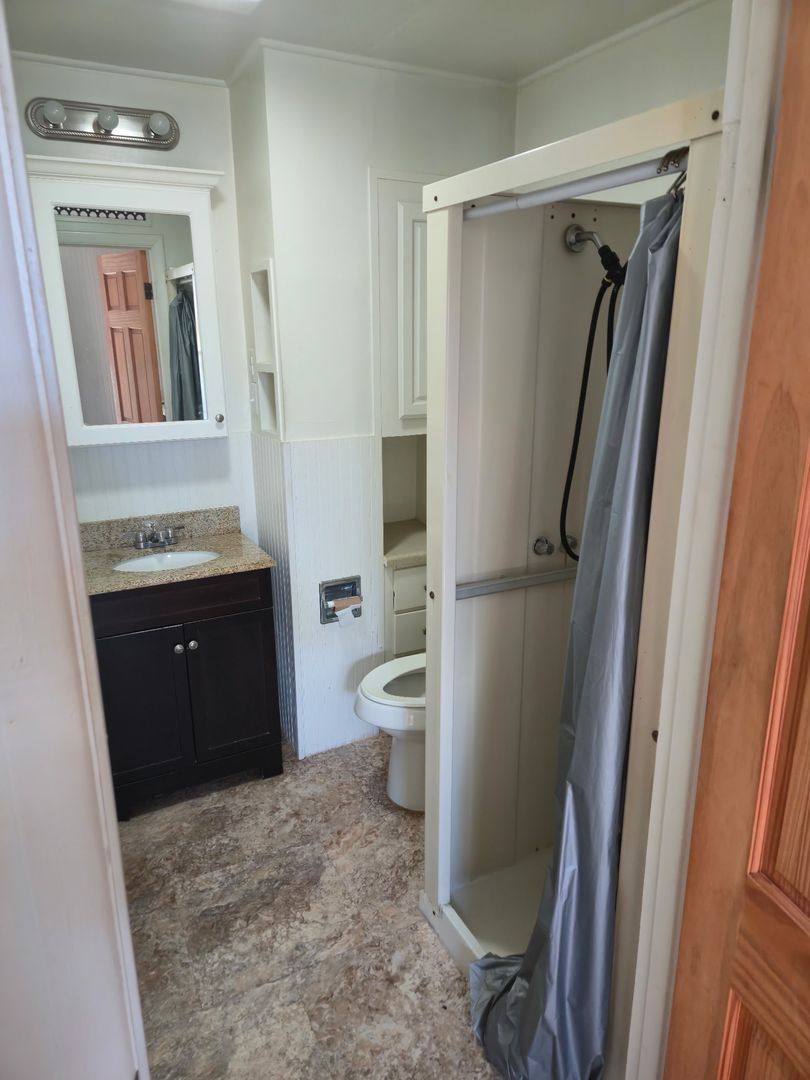 Apartment for rent at 52 Chestnut St, Lewistown, PA 17044