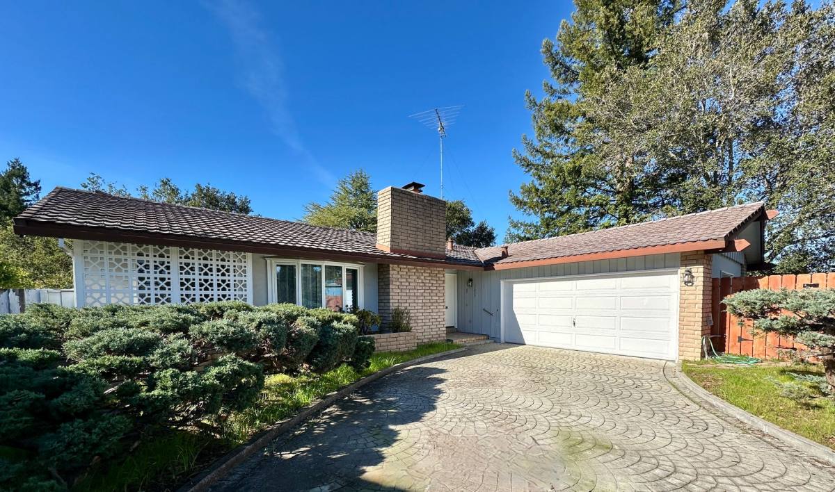 House for rent at 11037 Linda Vista Dr, Cupertino, CA 95014