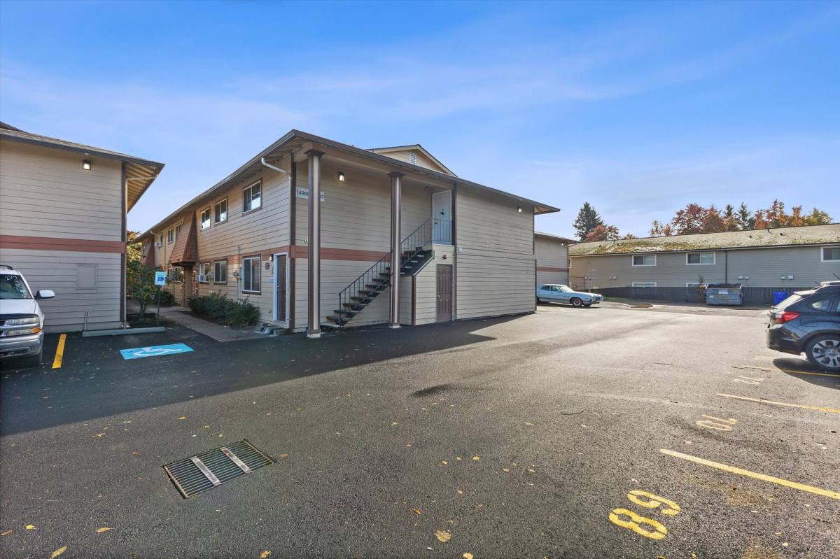 Apartment for rent at 14948-14998 SE Stark, Portland, OR 97233