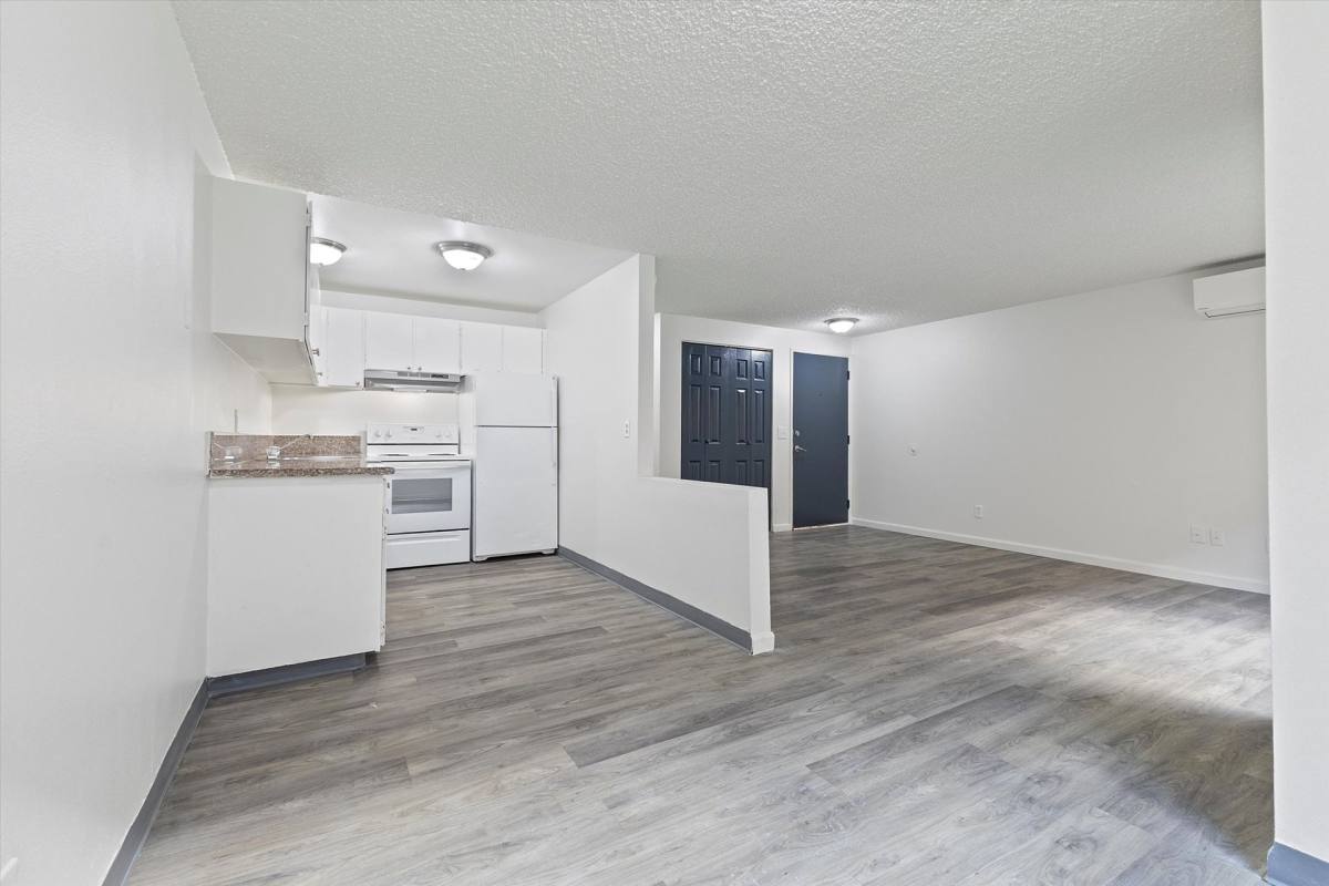 Apartment for rent at 14948-14998 SE Stark, Portland, OR 97233