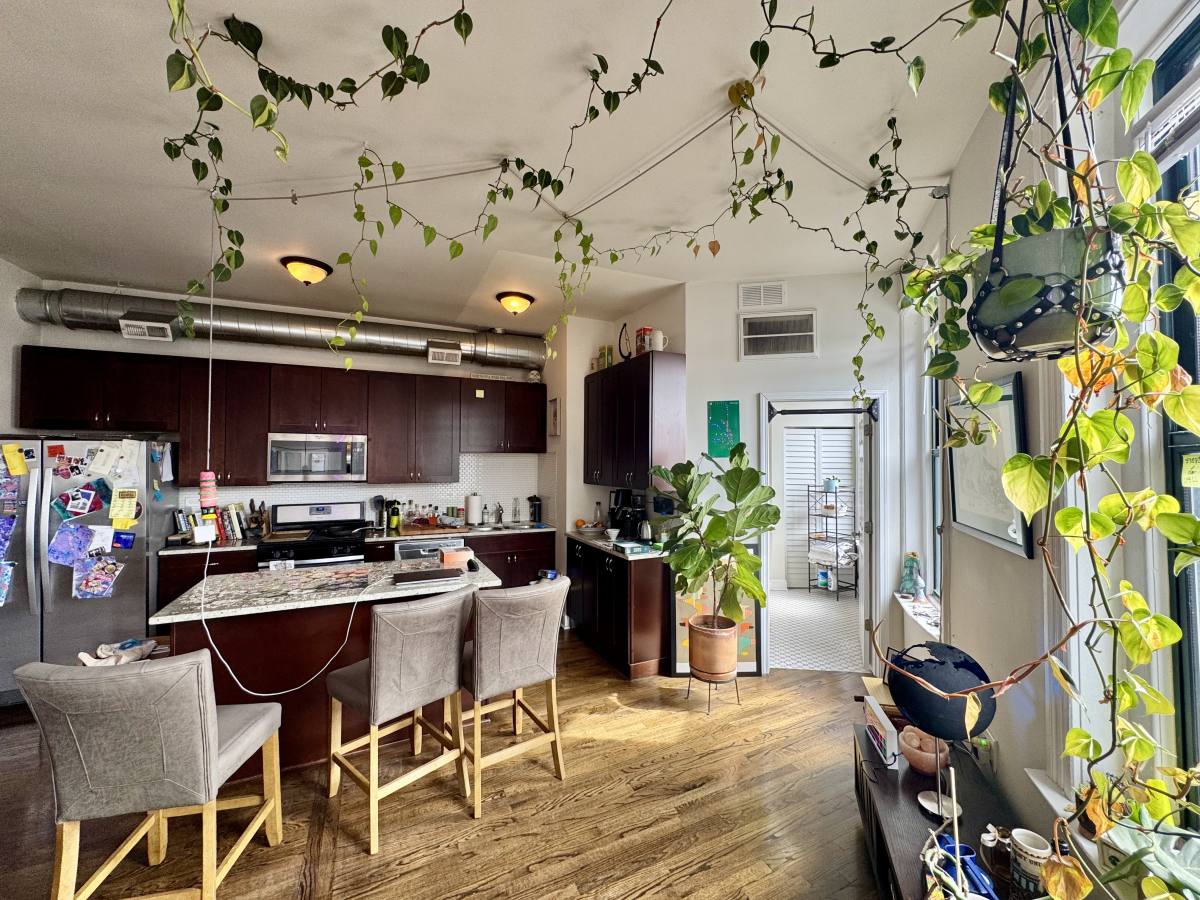 Apartment for rent at 1574 N Milwaukee #3W, Chicago, IL 60622