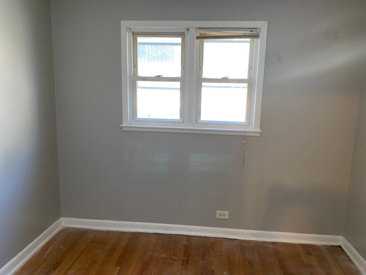 Apartment for rent at 9040 S Dauphin Ave #D, Chicago, IL 60619