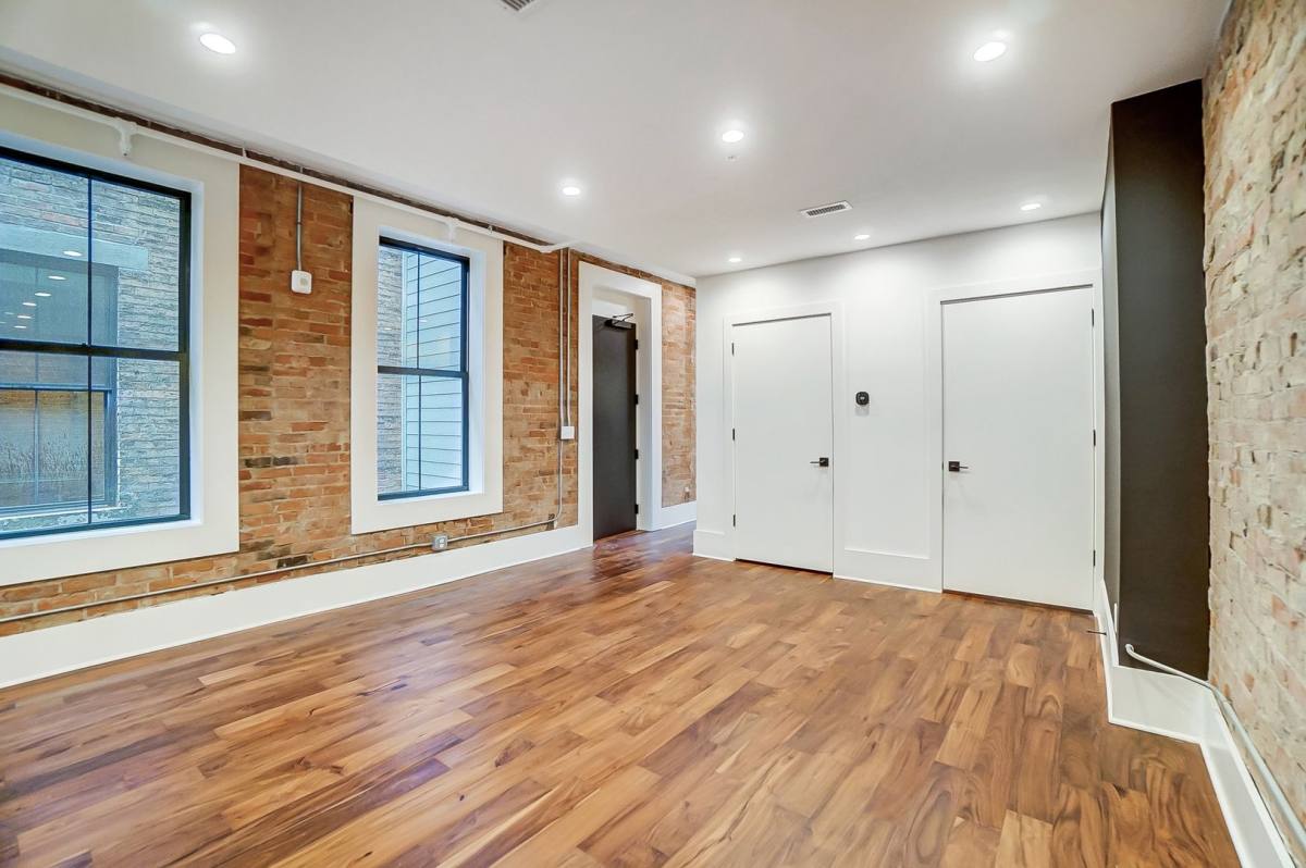 Apartment for rent at 12-14 E 15th St, Cincinnati, OH 45202