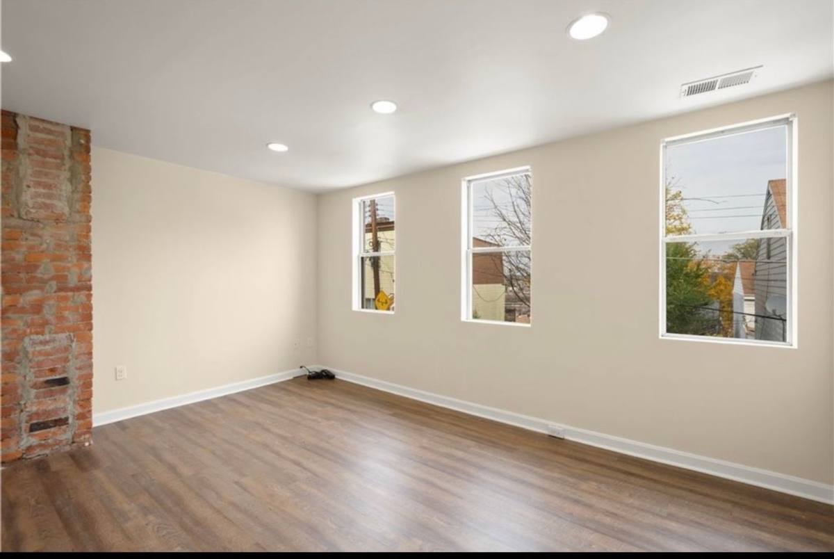 House for rent at 1934 Huron, Pittsburgh, PA 15203