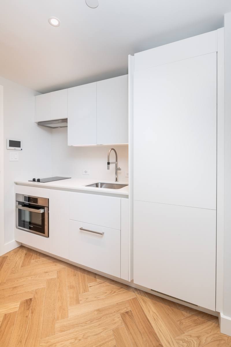 Apartment for rent at 12 Commonwealth Ave #507, Boston, MA 02116