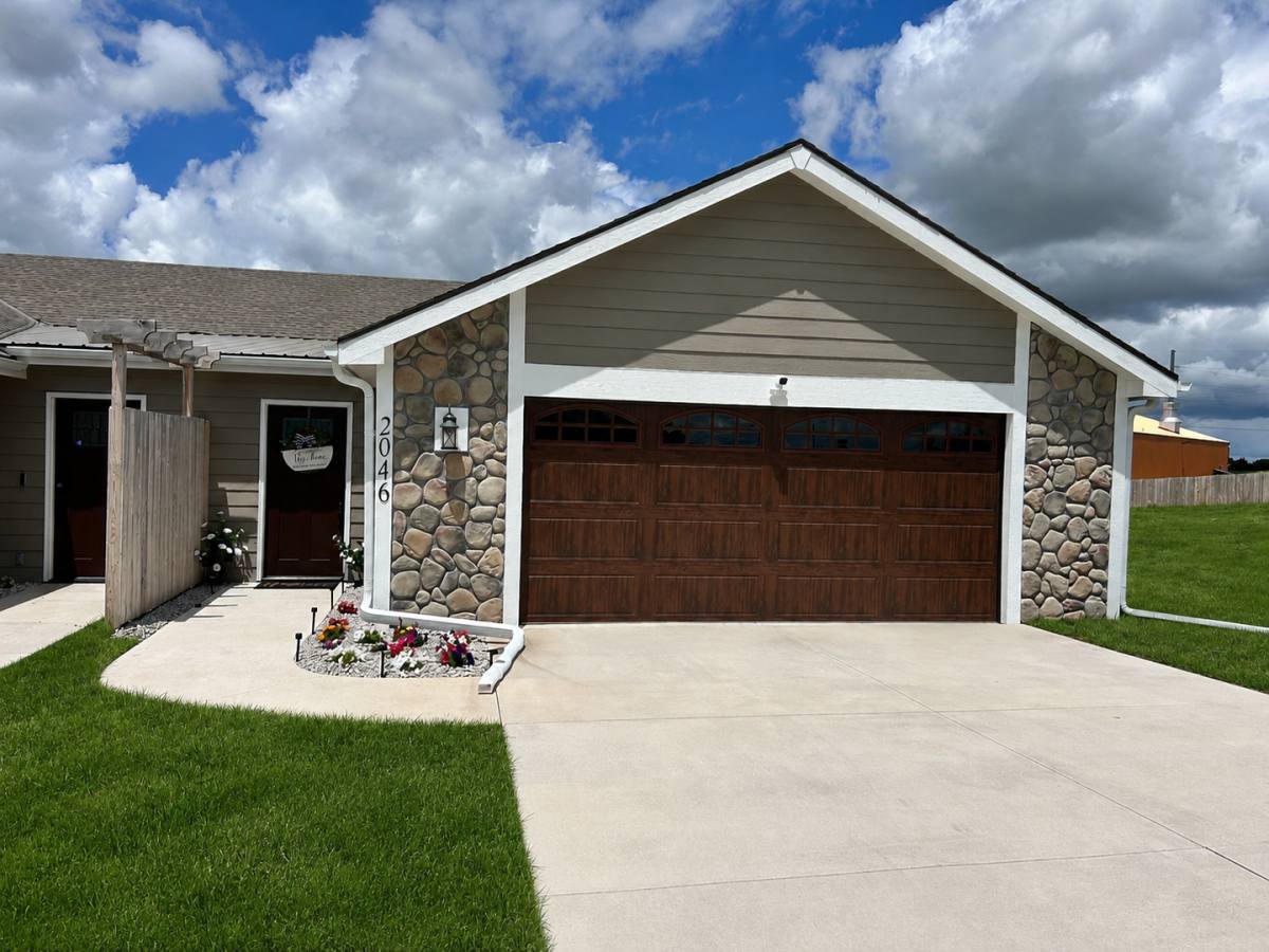 House for rent at 2046 Sutterwoods Rd, Junction City, KS 66441