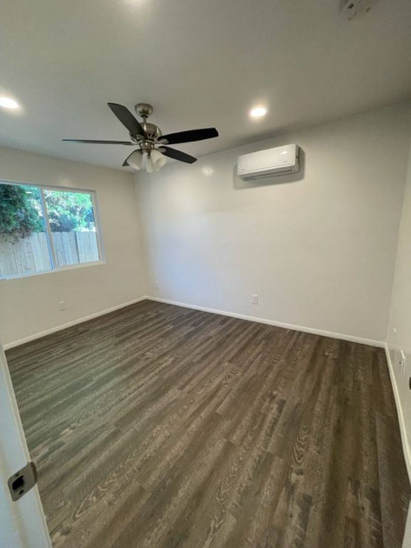 House for rent at 6377 Newsome Dr, San Diego, CA 92115